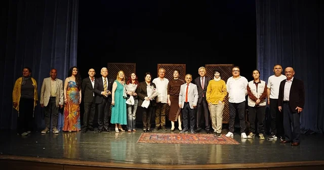 Annemin Müstakbel Kocası Çaycuma da seyirciyle buluştu Zonguldak Haberleri