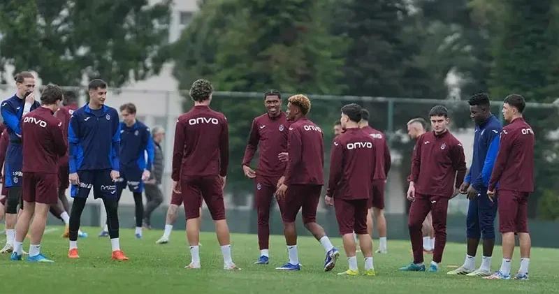 Trabzonspor, TÜMOSAN Konyaspor maçı hazırlıklarını tamamlayarak Antalya’ya gitti