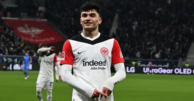 Galatasaray dan görülmemiş teklif! Milli futbolcu için 35 milyon euroyu masaya koydu