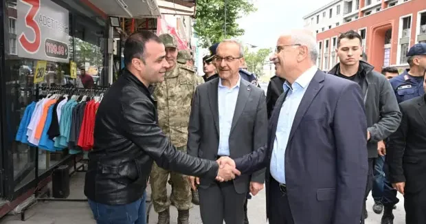 Malatya haberleri Başkan Er, deprem sonrası vatandaşlar ile görüştü 21 Mayıs 2026