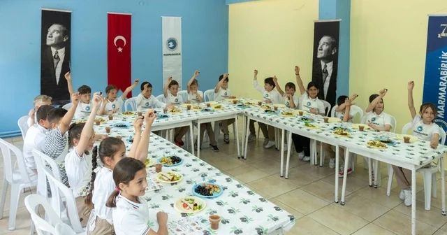 Geleceğin sofraları Erdek te kuruldu Minik şefler zeytin kültürüyle buluştu Bursa Haberleri