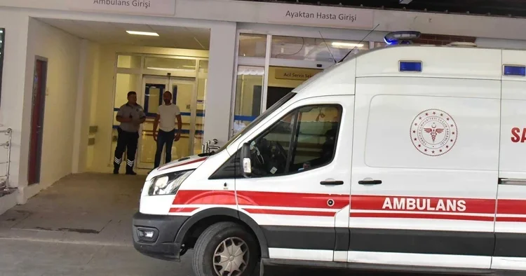 Belediye işçisi dehşet saçtı: Kadın memuru bıçakla yaraladı