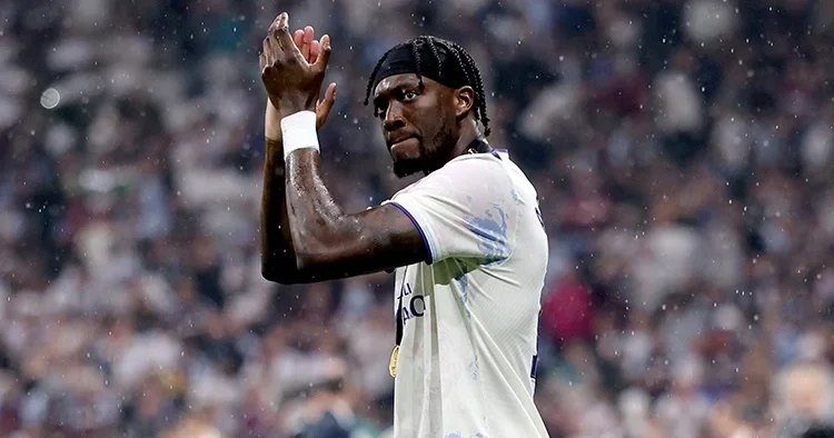 Tammy Abraham futbol tarihine geçti!