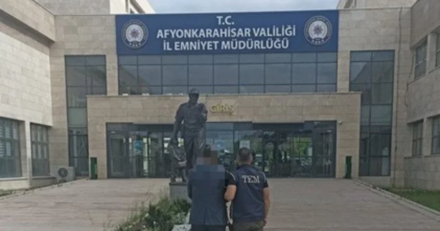 FETÖ den 6 yıl 3 ay hapis cezasıyla aranan şahsı polis yakaladı Afyonkarahisar Haberleri