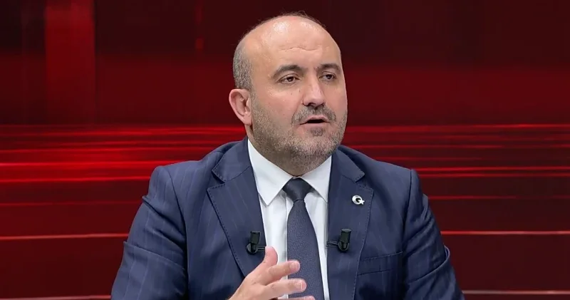 AK Parti Eskişehir İl Başkanı Gürhan Albayrak tan CHP ye sert tepki: İç kavgalarından şehrin geleceğiyle ilgili adım atmıyorlar Eskişehir Haberleri
