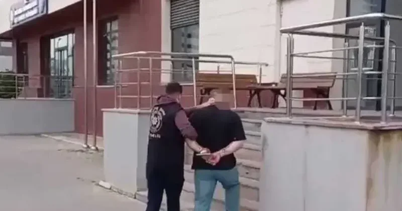 İzmir’de aranan şüphelilere şafak operasyonu: 157 gözaltı