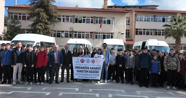 Bafra da öğrenci ve veliler üretim alanlarını yerinde gördü Samsun Haberleri