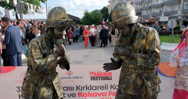 Karagöz Kültür Sanat ve Kakava Festivali renkli görüntülerle başladı Kırklareli Haberleri