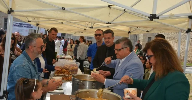 Tarihi Cezaevi nde lezzet şöleni: Sinop mutfağı turistlerle buluştu Sinop Haberleri