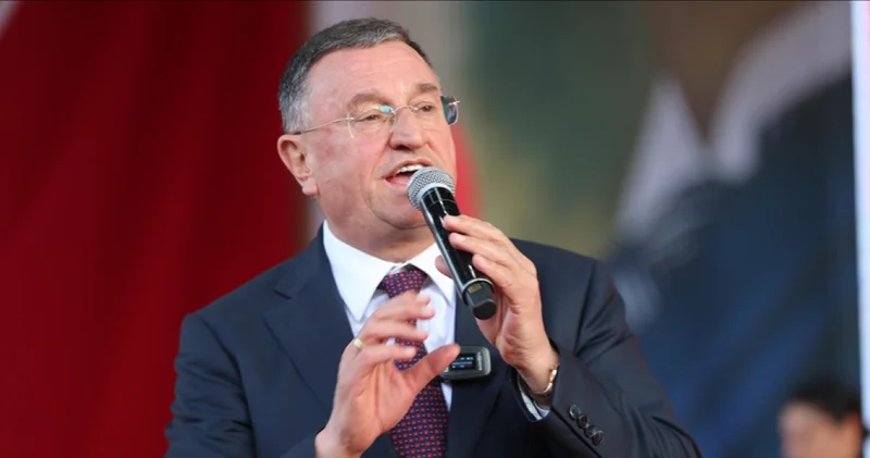 Lütfü Savaş: Türk siyasetine hayırlı olsun