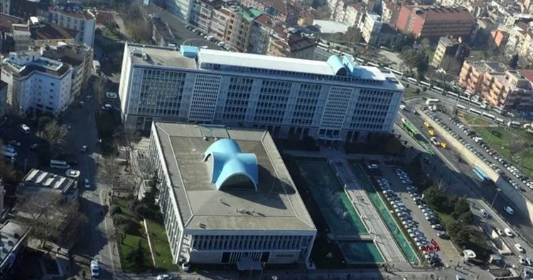 Boğaziçi Yönetim de usulsüzlük iddiası İmamoğlu çıkar amaçlı suç örgütü soruşturmasında 60 kişi adliyeye sevk edildi
