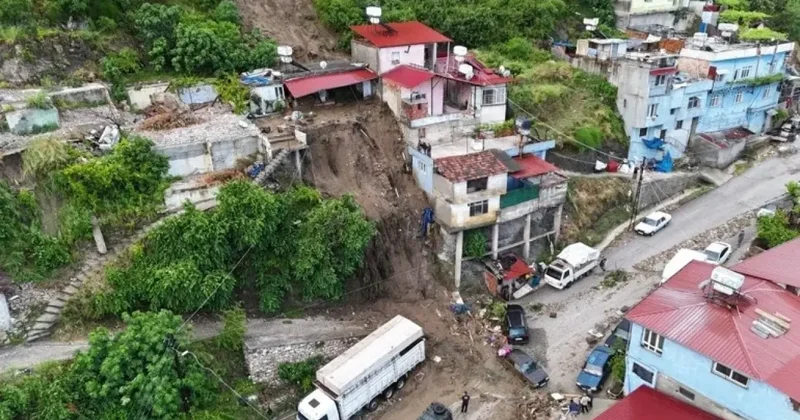 Hatay da ev çöktü: 1 kişi hayatını kaybetti