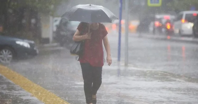 Meteoroloji den uyarı: Bazı bölgelerde sağanak yağış ve kuvvetli rüzgar bekleniyor