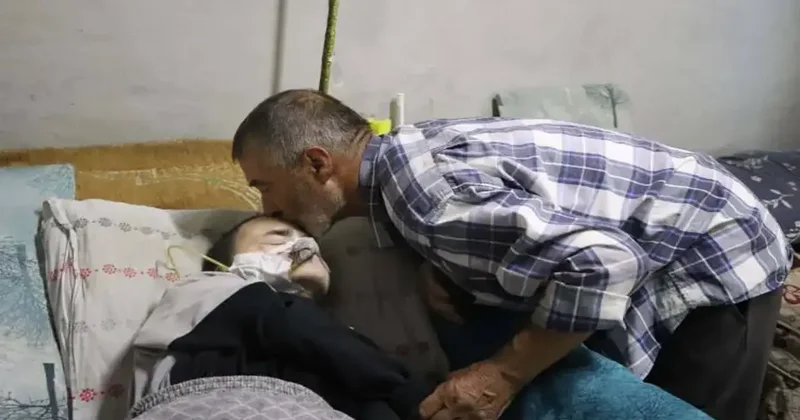 Hasta oğluna 40 yıldır bakan baba: Öldükten sonra ona kimin bakacağını düşünüyorum