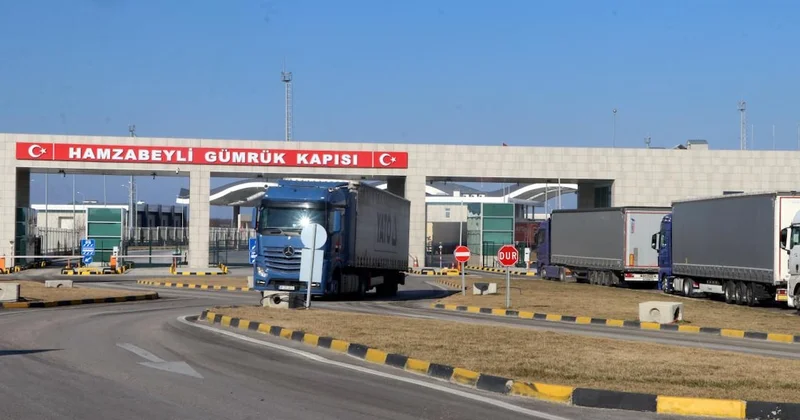Hamzabeyli Sınır Kapısı nda 23 kilometrelik tır kuyruğu oluştu Sözcü Gazetesi