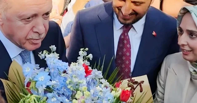 Gençlerden Cumhurbaşkanı Erdoğan’a Babalar Günü sürprizi VİDEO İZLE