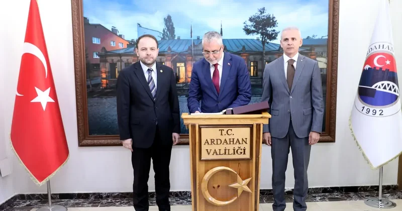 Çalışma ve Sosyal Güvenlik Bakanı Işıkhan, Ardahan da ziyaretlerde bulundu