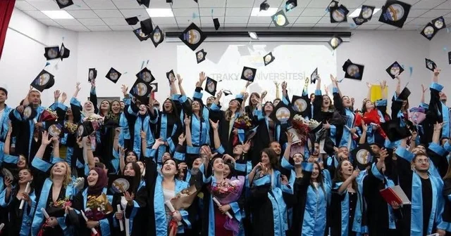 Trakya Üniversitesi İpsala MYO da mezuniyet töreni düzenlendi Edirne Haberleri Habertürk Yerel Haberler