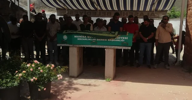 Balayı tatili kabusa döndü Denize atlayan damat 12 günlük hayat mücadelesini kaybetti Manisa Haberleri Habertürk Yerel Haberler