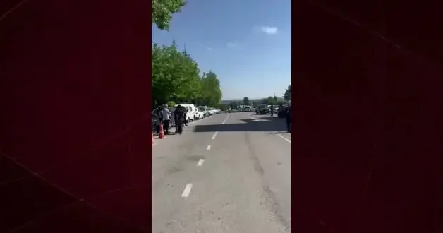 Konya polisinin sınava yetişecek öğrenciye verdiği destek gönülleri fethetti