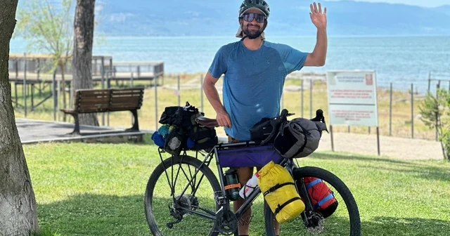 Dağda bacakları kırılan Yeni Zelandalı kayak devriyesi, tedavi sonrası bisikletle Özbekistan a kadar pedal basıyor Bursa Haberleri Habertürk Yerel Haberler