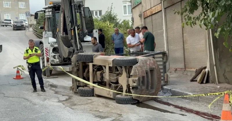 Forklift rampa aşağı inerken devrildi: 1’i ağır 2 yaralı