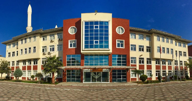 Kartal İmam Hatip Lisesinden 2 YKS Türkiye birincisi çıktı Son Haberler