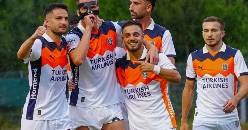 Futbolseverlere müjde! RAMS Başakşehir Inter Turku maçı şifresiz kanalda