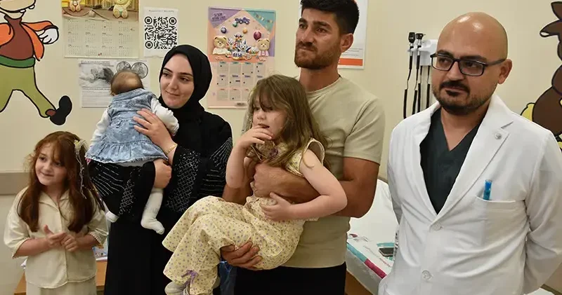 Tatvan’da 3 yaşındaki çocuğun yuttuğu saat pili operasyonla çıkarıldı