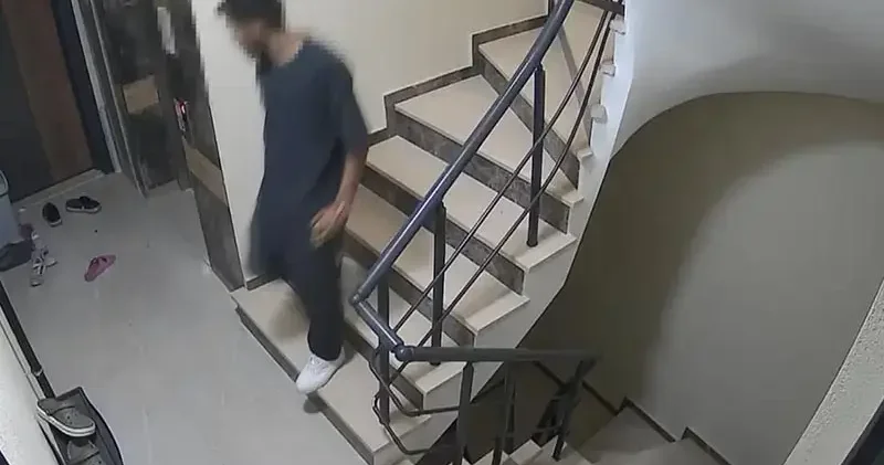 Beylikdüzü nde dairelerin kapı zillerini söküp çalan şüpheli yakalandı