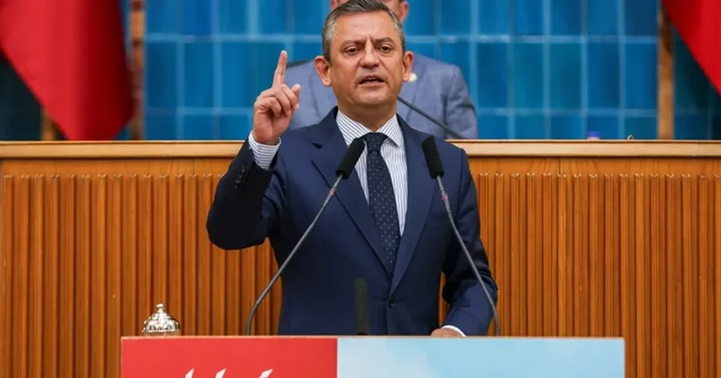 Salonda ayakta alkışladılar! Özgür Özel in yeni partisine geçecek vekiller netleşti: İşte isim isim o liste