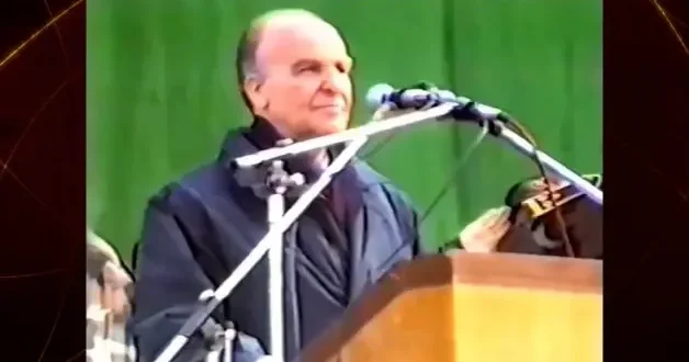 Aliya İzzetbegoviç in tüyleri diken diken eden ordu selamlaması
