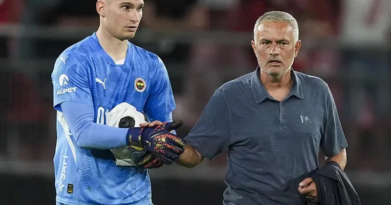 Livakovic Mourinho yu silip attı