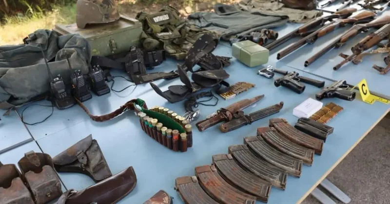 Toplu mezarlar açıldı, çok sayıda mühimmat çıktı