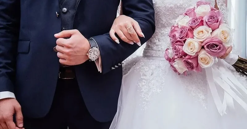 Evlilik yolundaki gençlere 250 bin TL! Bakan Göktaş açıkladı: 2,18 milyar TL lik ödeme hesapta