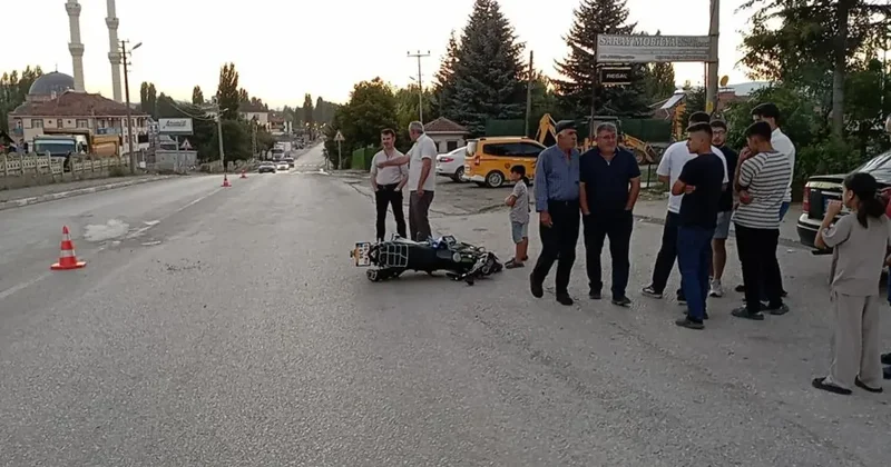 Tokat’ta 14 yaşındaki sürücünün kullandığı otomobil ile motosiklet çarpıştı: 1 yaralı