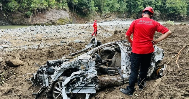 Yeğeniyle selde kaybolan ve 7 gün sonra cansız bedeni bulunan dayı, toprağa verildi Giresun Haberleri Habertürk Yerel Haberler