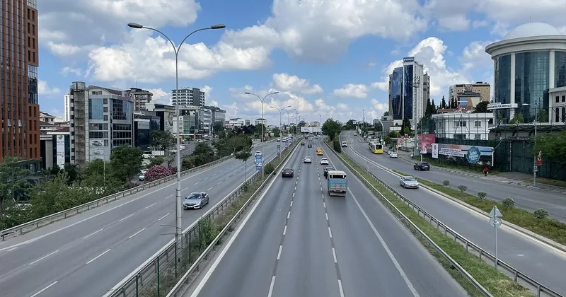 İstanbul’da yollar kapanacak! 30 Ağustos öncesi kritik uyarı, bu güzergahlara dikkat