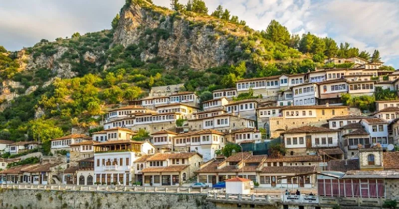 Türk vatandaşlarına vizesiz: İşte en popüler 5 Balkan rotası Sözcü Gazetesi