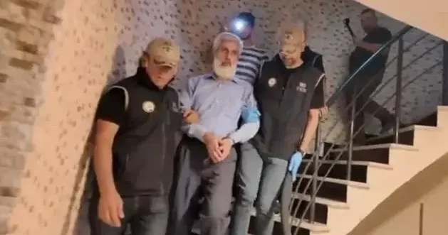 Alparslan Kuytul Suç Örgütü ne yönelik soruşturmada bazı bilgisayar kasaları ile hard disklerin adreslerden kaçırıldığı tespit edildi