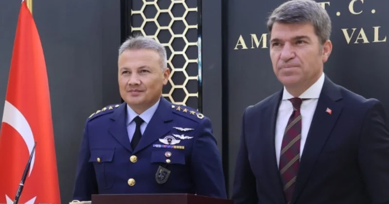 Astronot general üniformayı giydi, mesaiye başladı Sözcü Gazetesi