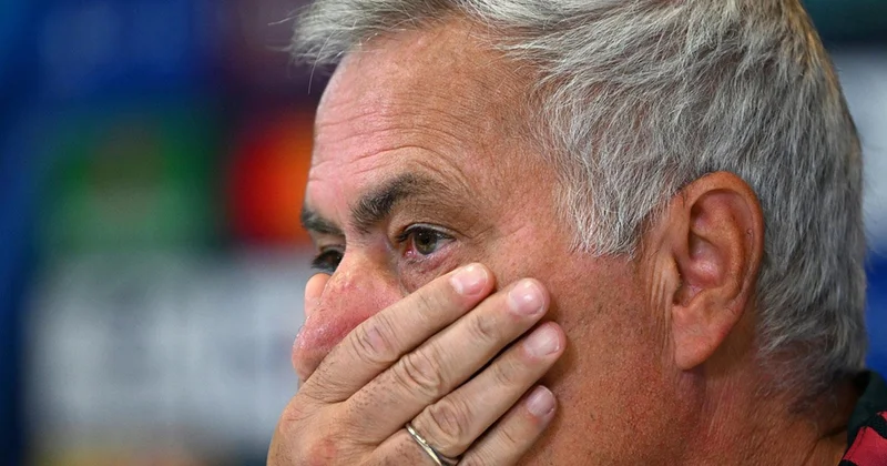 Real Madrid in efsanesi Makelele, Mourinho yu yerin dibine gömdü
