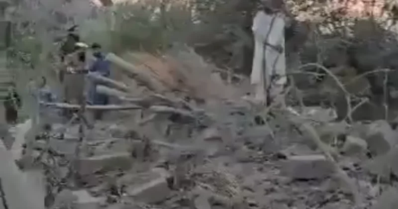 Uçaklar havalandı, Türkiye nin müttefiki ülke komşusuna bomba yağdırdı Sözcü Gazetesi