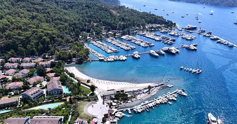 Halk plajları yazın gözdesi oldu