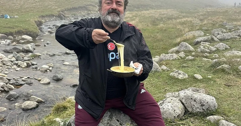 Salah ın oturduğu taşa o da gitti! Nevzat Aydın dan kuymaklı paylaşım