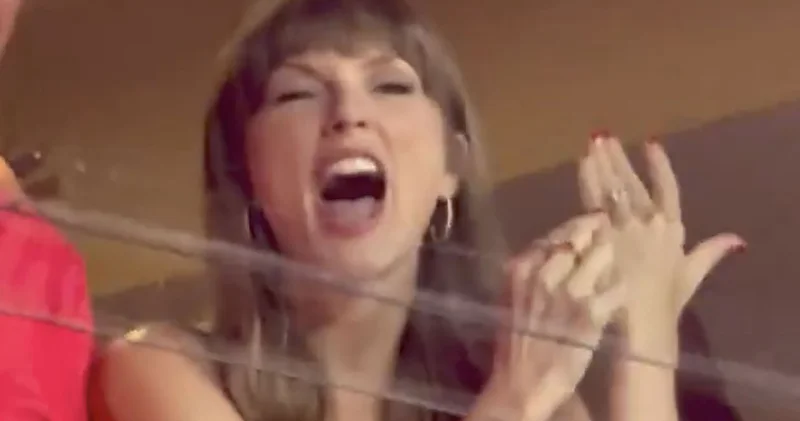 Taylor Swift eşi Travis Kelce yi tribünden destekledi: Bu benim kocam!