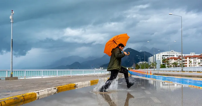 Meteoroloji 15 kenti uyardı! Sağanak ve toz taşınımı geliyor
