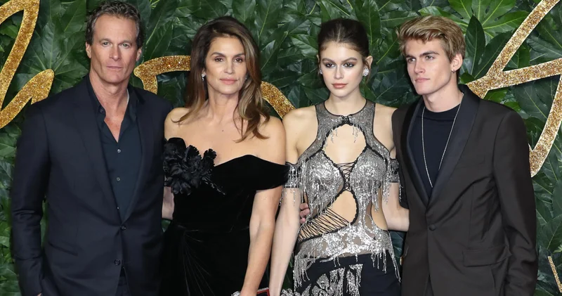 Cindy Crawford ın oğlu Presley Gerber hayatını kaybetti