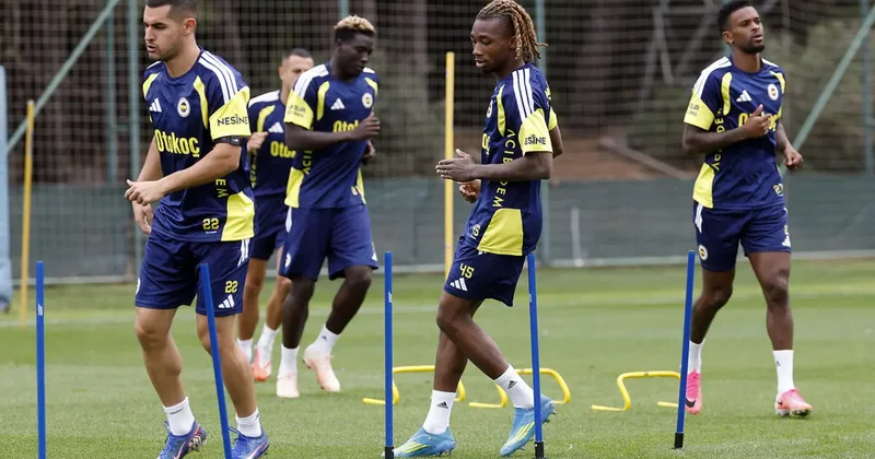 Fenerbahçe de şok gelişme! Ocak ayında ayrılmak istiyorum