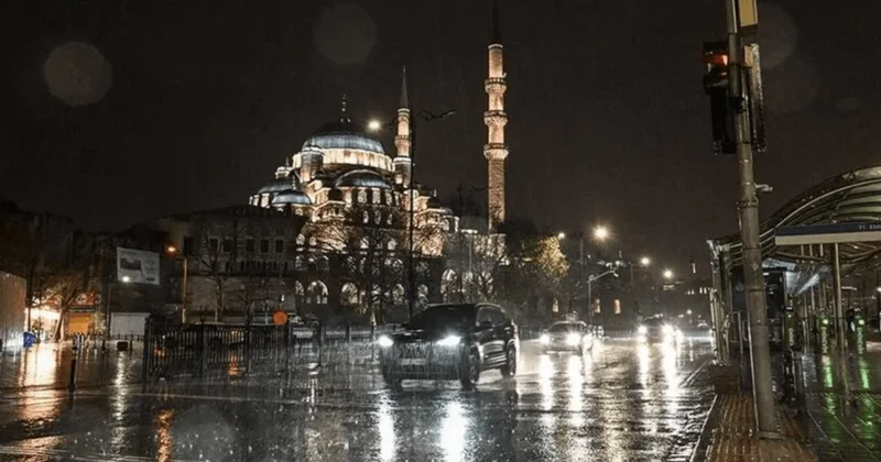 Yarın sabaha dikkat! İstanbul a gökyüzünden tonlarca su düşecek Sözcü Gazetesi